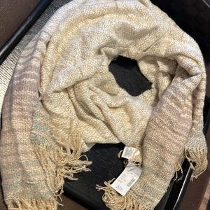 NWT maurices knit scarf❣️